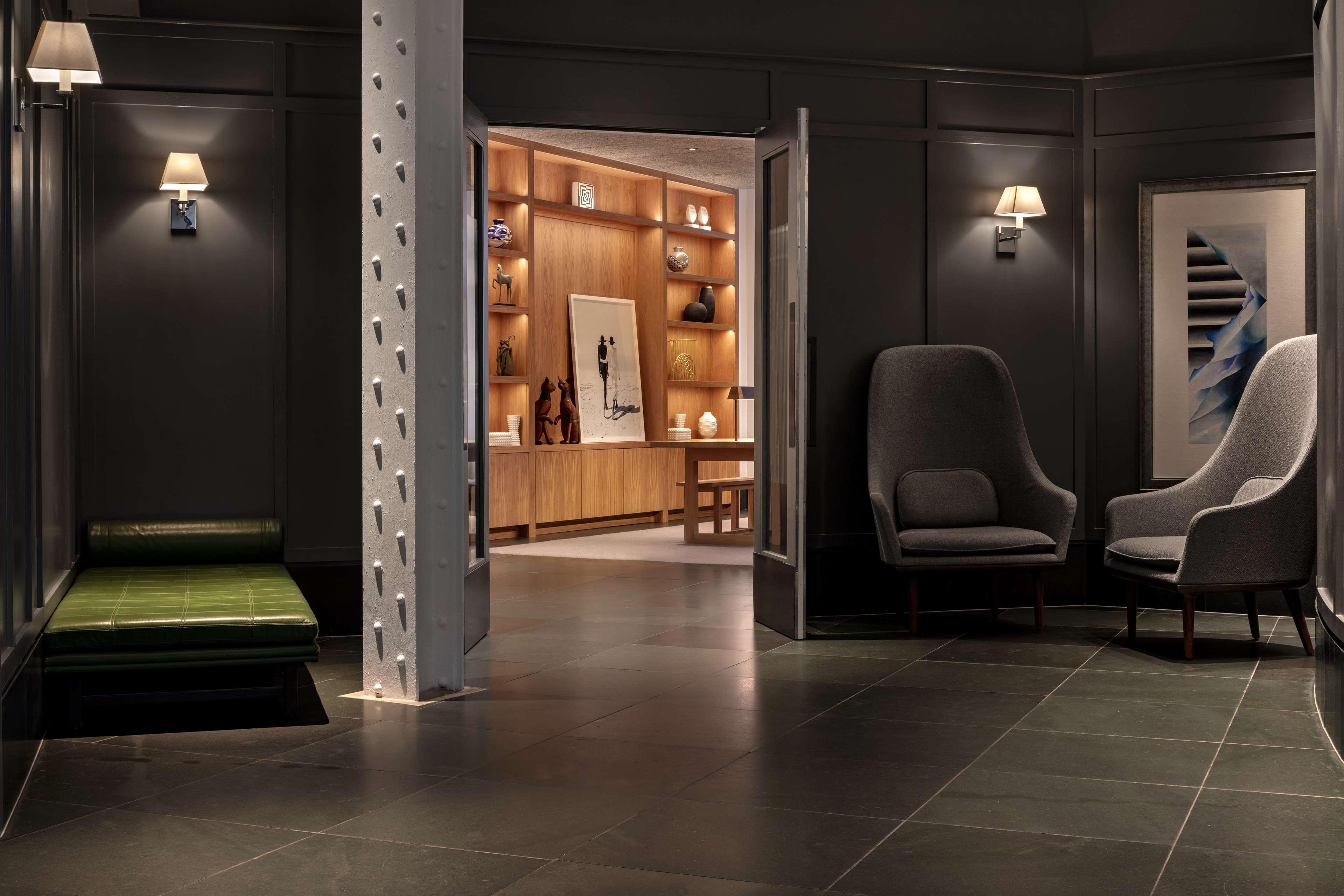 Radisson Blu Hotel, London Bloomsbury Ngoại thất bức ảnh