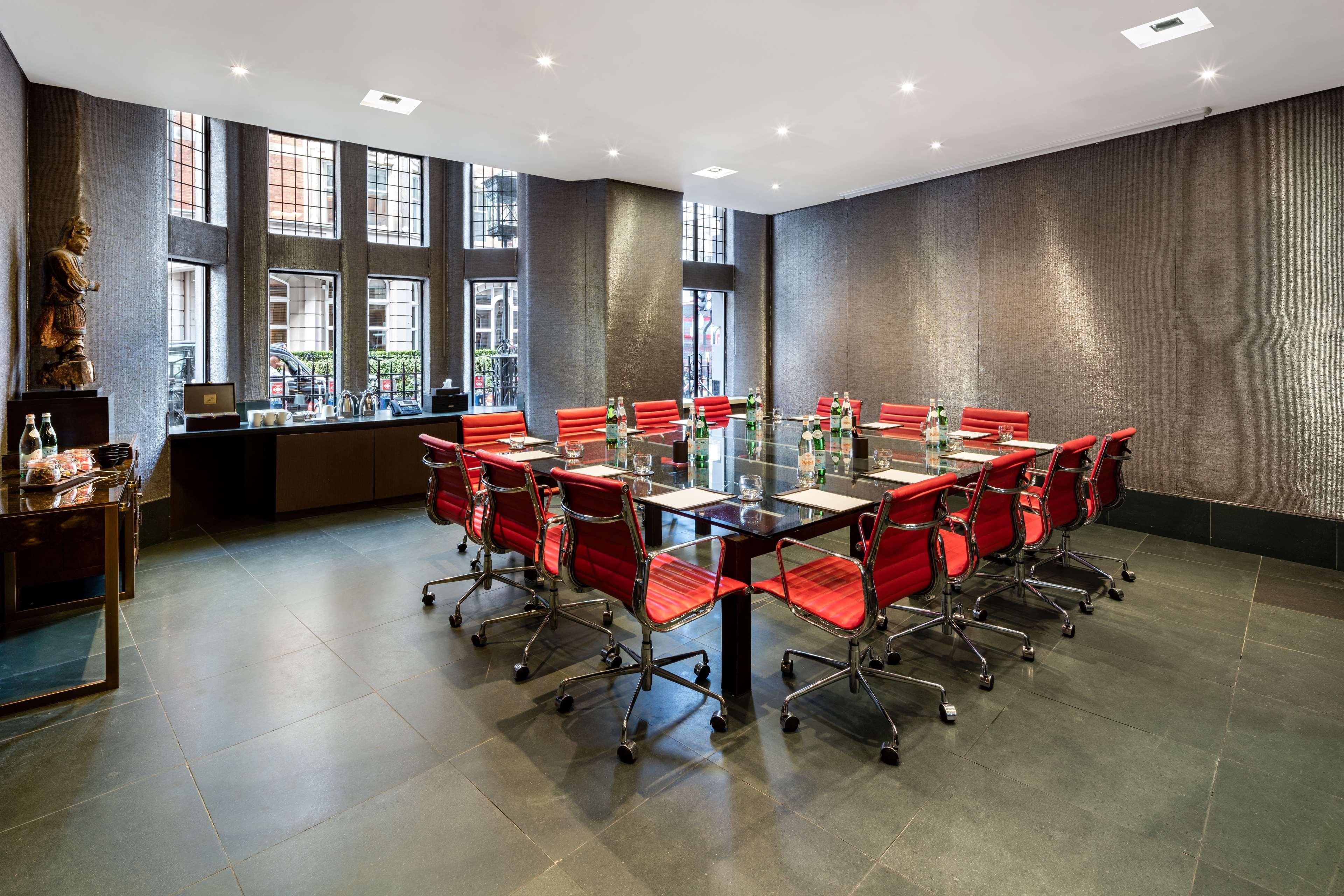 Radisson Blu Hotel, London Bloomsbury Ngoại thất bức ảnh